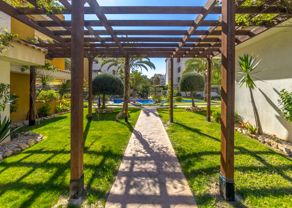 Sale - Apartment - Flat - Torrevieja - Punta Prima