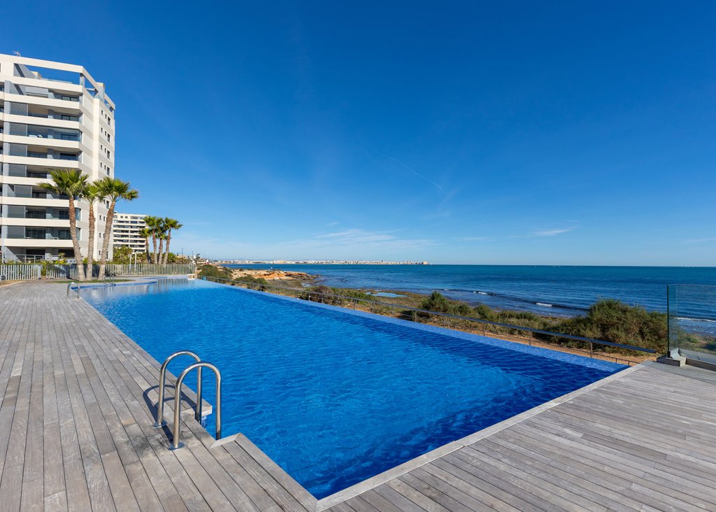 Sale - Apartment - Flat - Torrevieja - Punta Prima