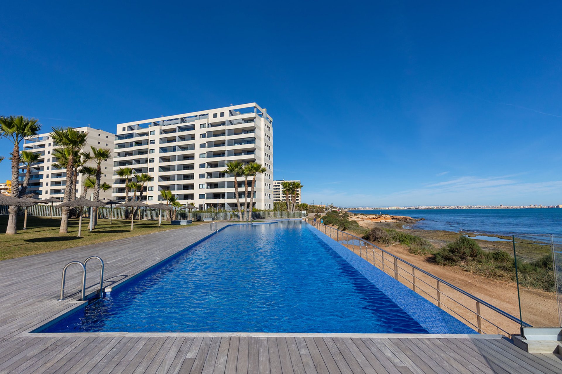 Sale - Apartment - Flat - Torrevieja - Punta Prima