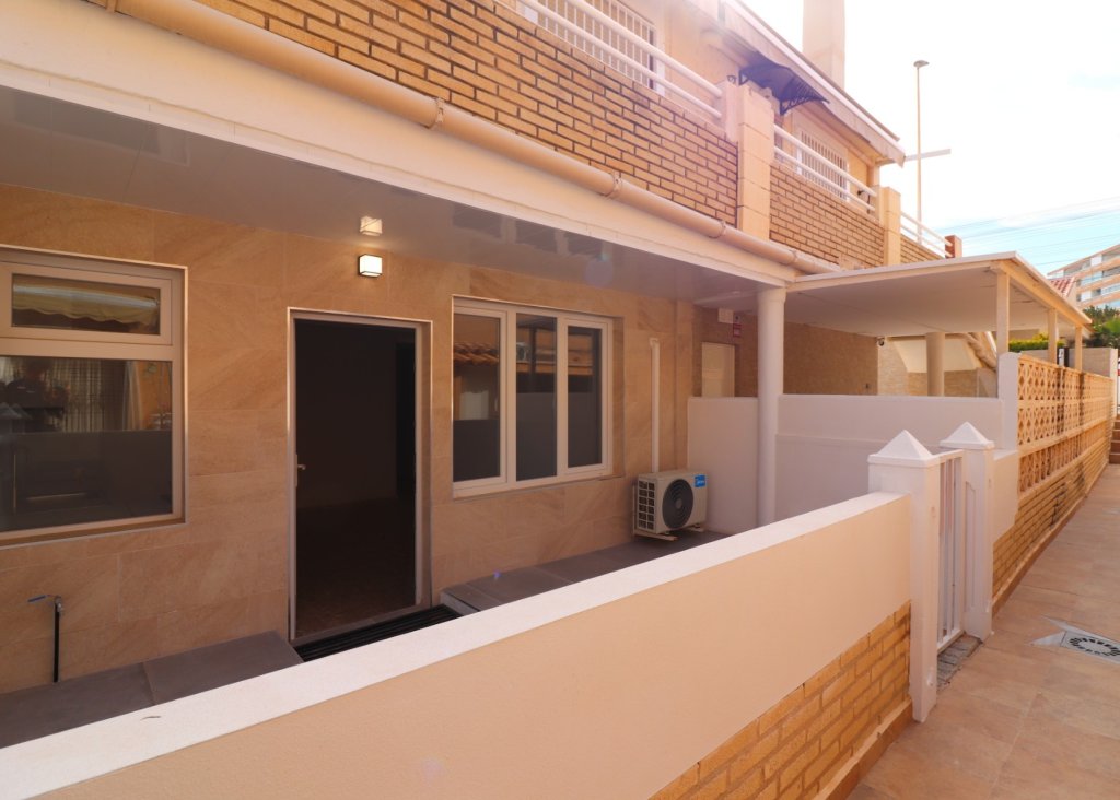 Sale - Apartment - Flat - Torrevieja - Torre La Mata