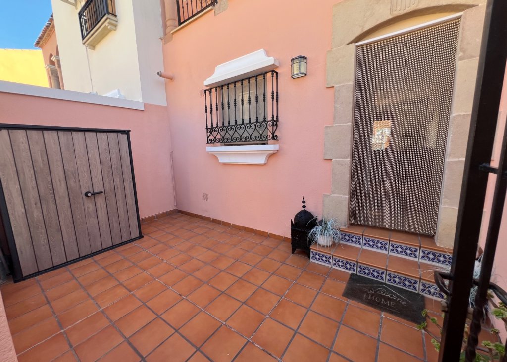 Sale - Bungalow - Algorfa - La Finca Golf Resort
