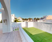 Sale - Bungalow - Orihuela Costa - Villamartin