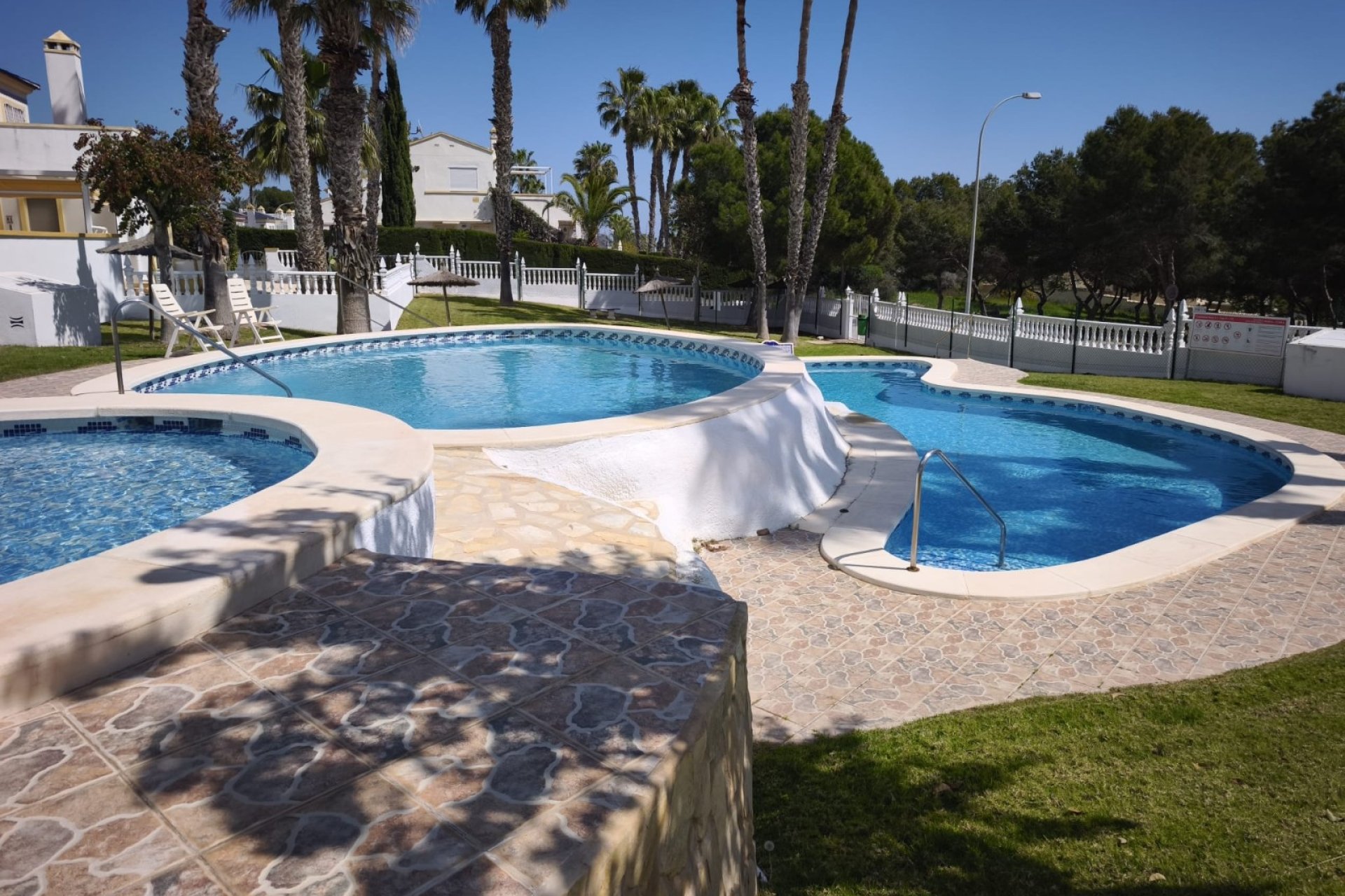 Sale - Bungalow - Orihuela Costa - Villamartin