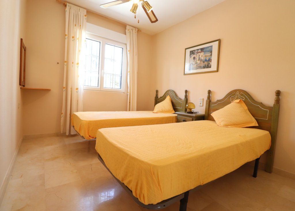 Sale - Bungalow - Orihuela Costa - Villamartin