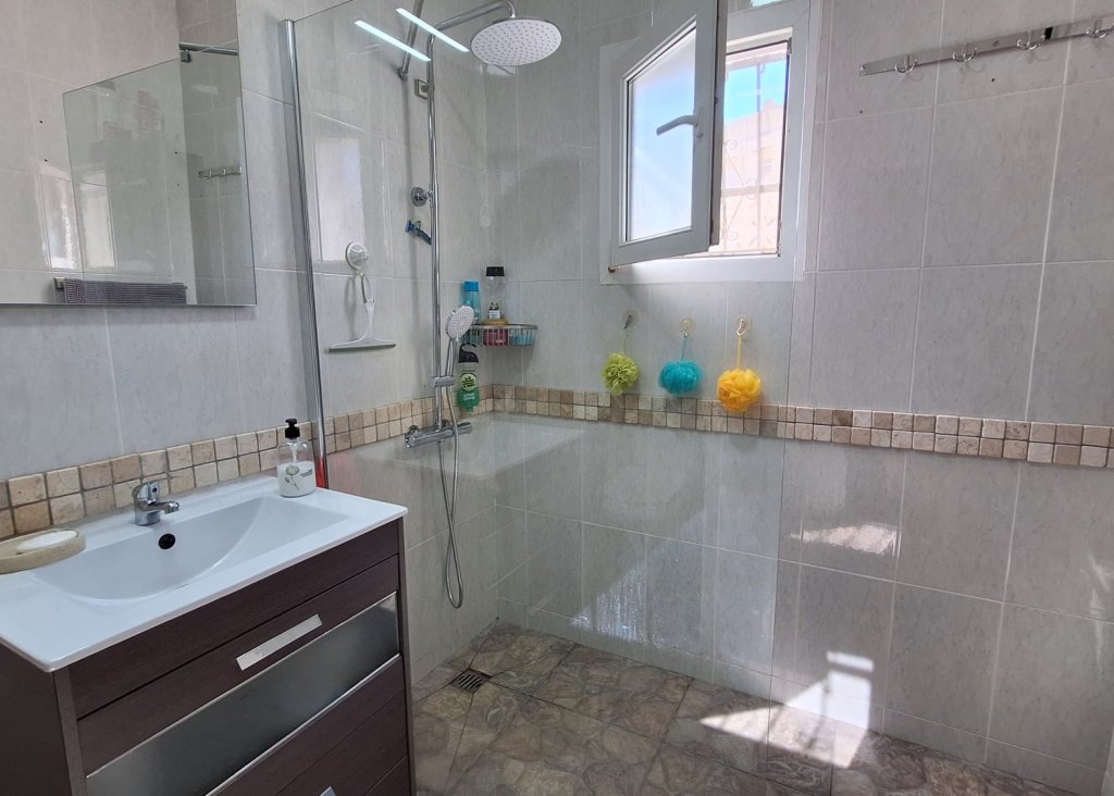 Sale - Bungalow - Orihuela Costa - Villamartin