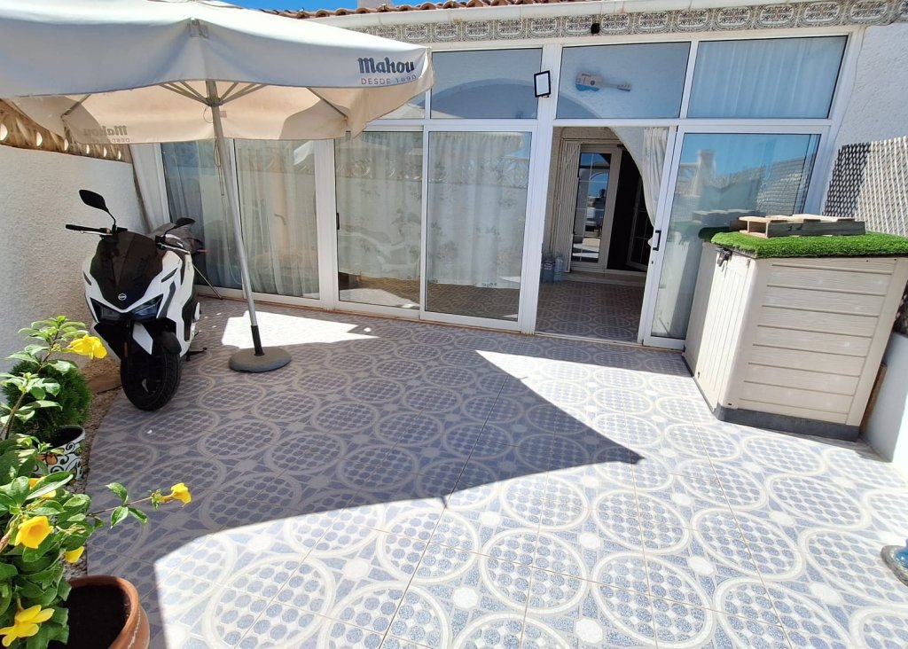 Sale - Bungalow - Orihuela Costa - Villamartin