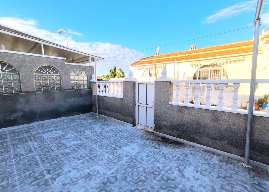 Sale - Bungalow - Torrevieja - El chaparral