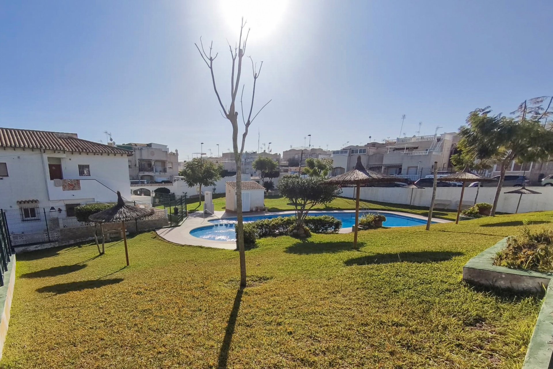 Sale - Bungalow - Torrevieja - Lago jardin