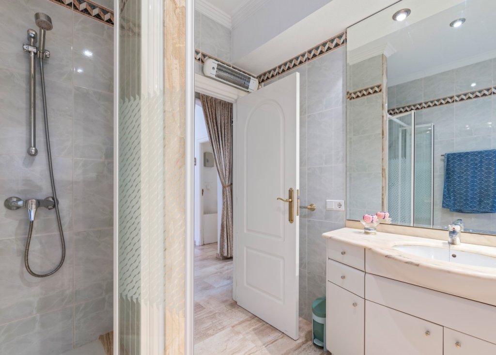 Sale - Chalet - Ciudad Quesada - Doña Pepa