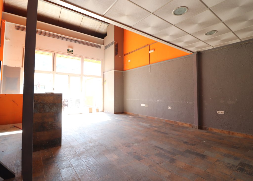 Sale - Commercial - Algorfa - La Finca Golf Resort