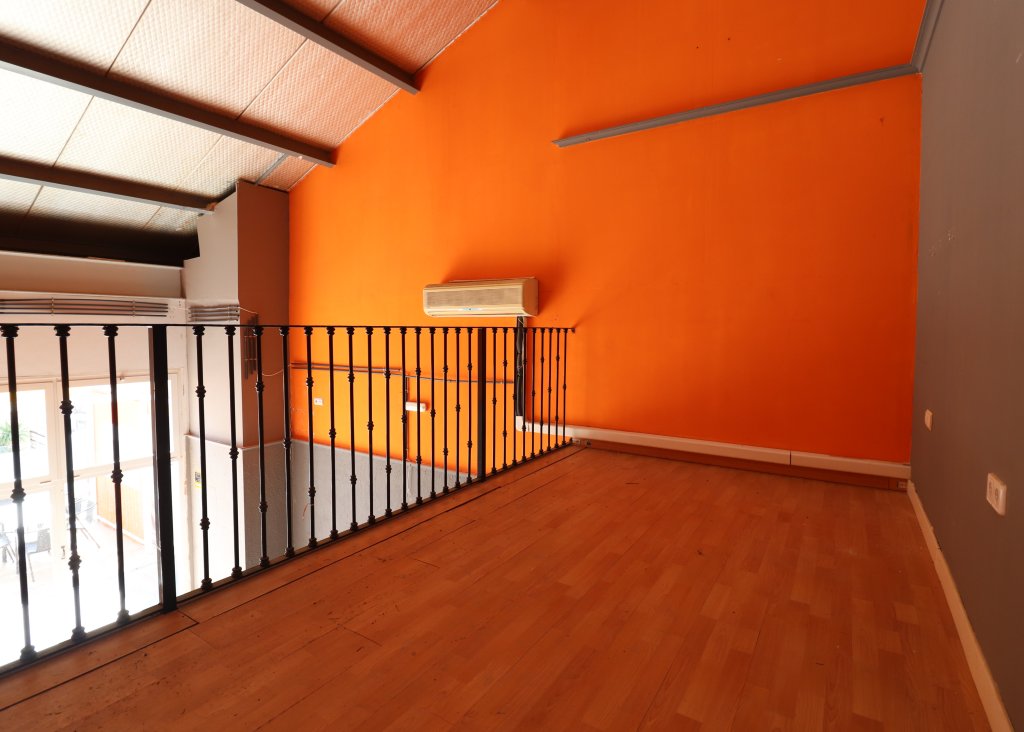 Sale - Commercial - Algorfa - La Finca Golf Resort