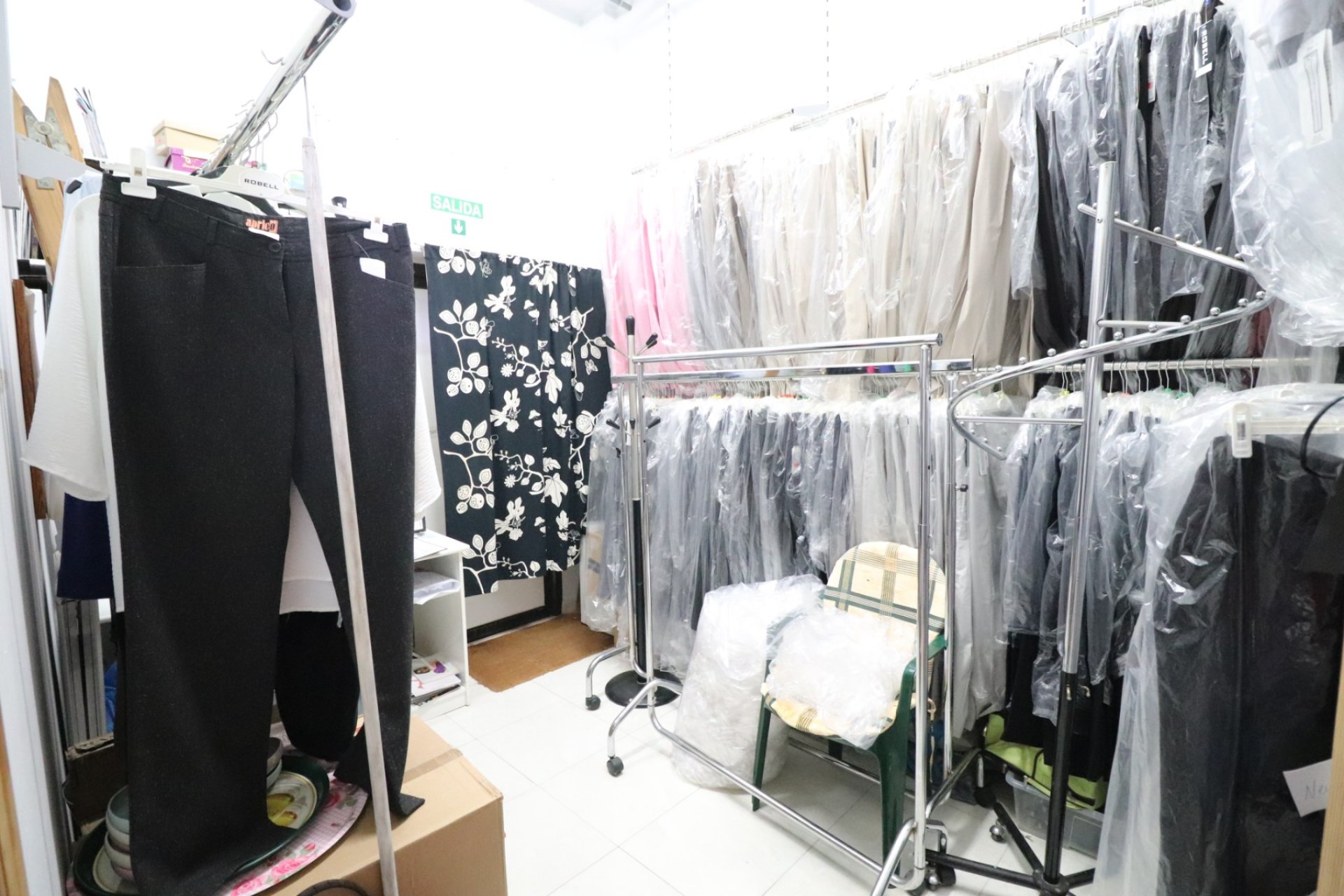 Sale - Commercial - Algorfa - La Finca Golf Resort