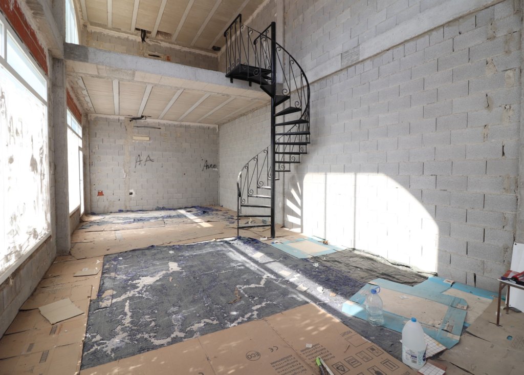 Sale - Commercial - Benimar - Benimar II