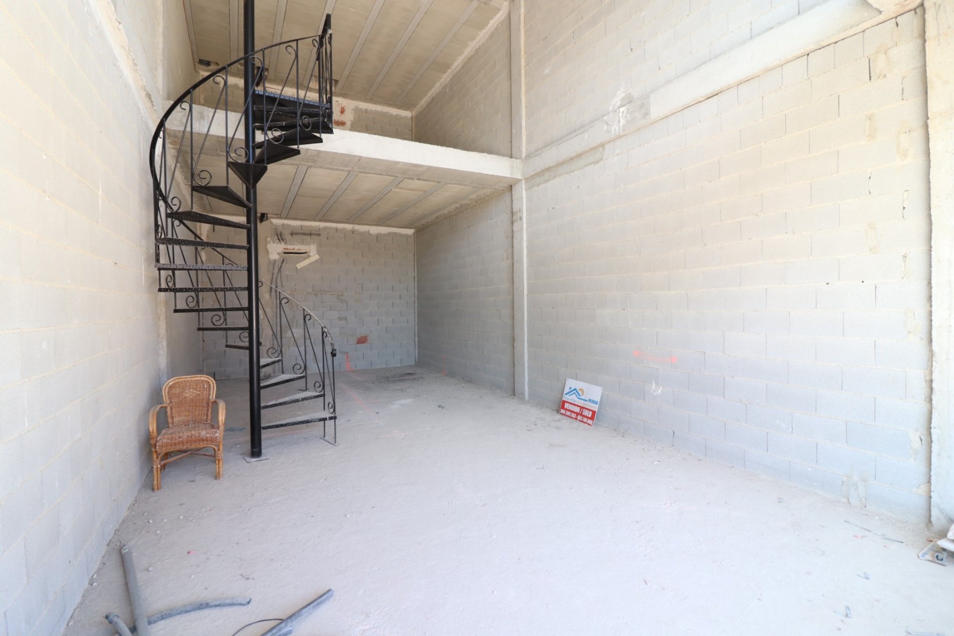 Sale - Commercial - Benimar - Benimar II