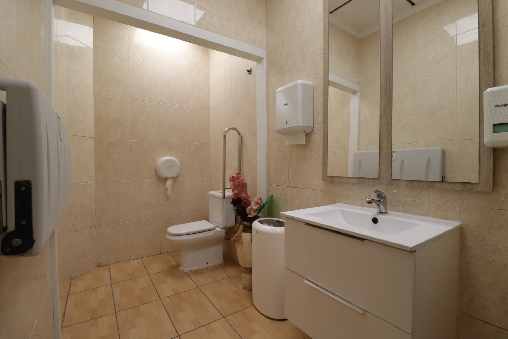 Sale - Commercial - Formentera del Segura - Formentera - Village