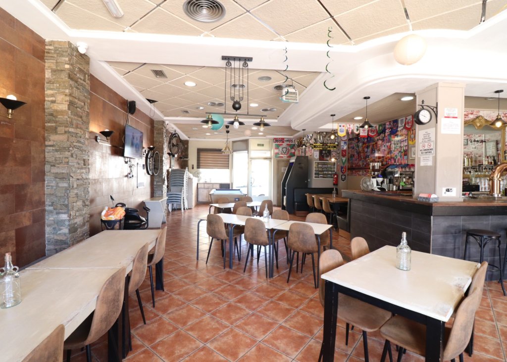 Sale - Commercial - Formentera del Segura - Formentera - Village