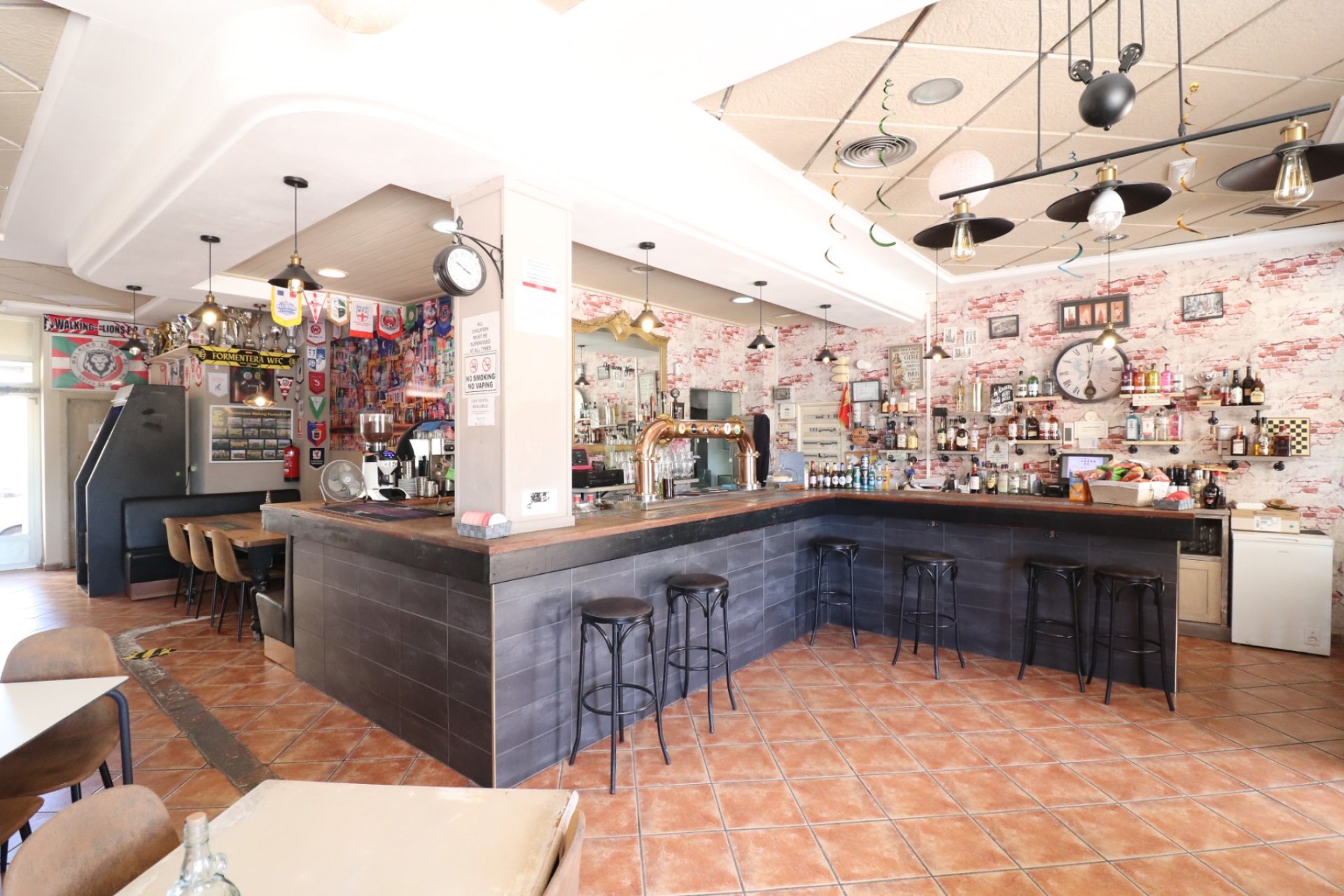 Sale - Commercial - Formentera del Segura - Formentera - Village