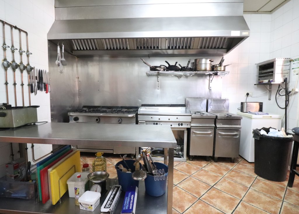 Sale - Commercial - Formentera del Segura - Formentera - Village