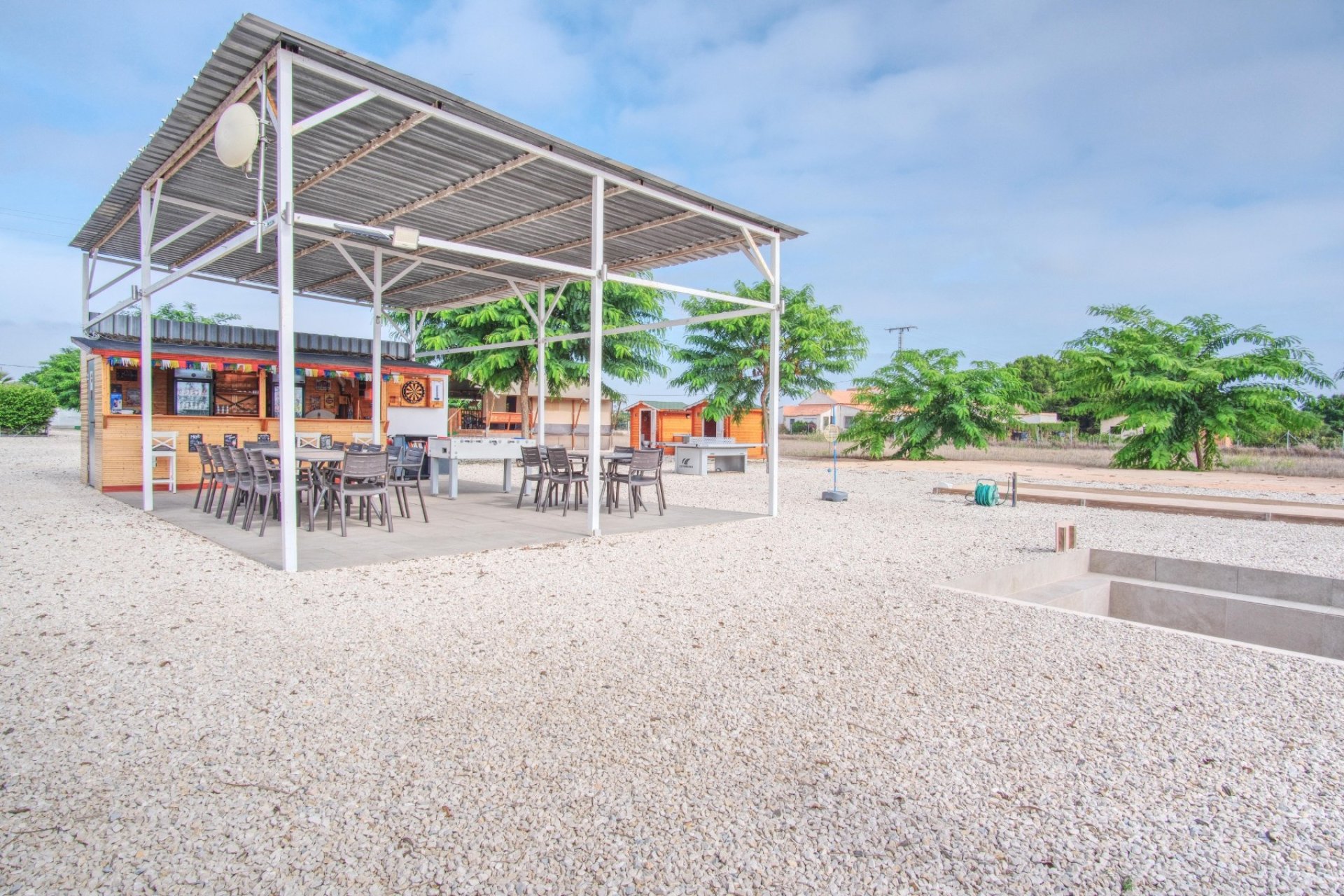 Sale - Commercial (Freehold) - Dolores - Dolores - Country