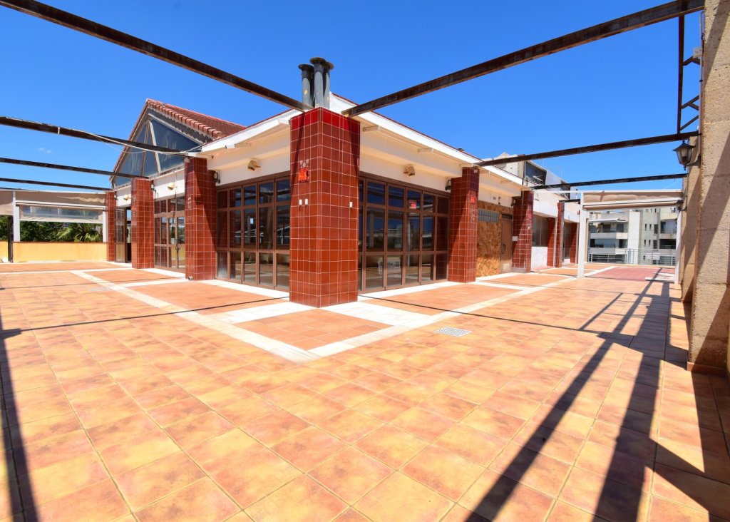 Sale - Commercial (Freehold) - Orihuela Costa - Los Dolses