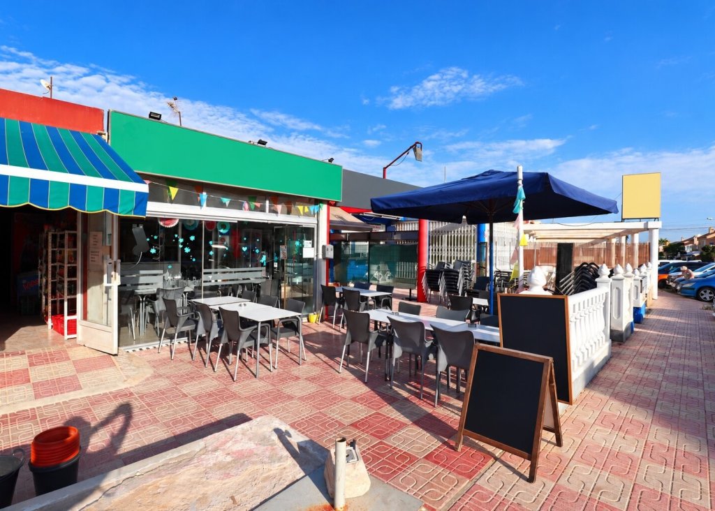 Sale - Commercial (Freehold) - Torrevieja - El Chaparral
