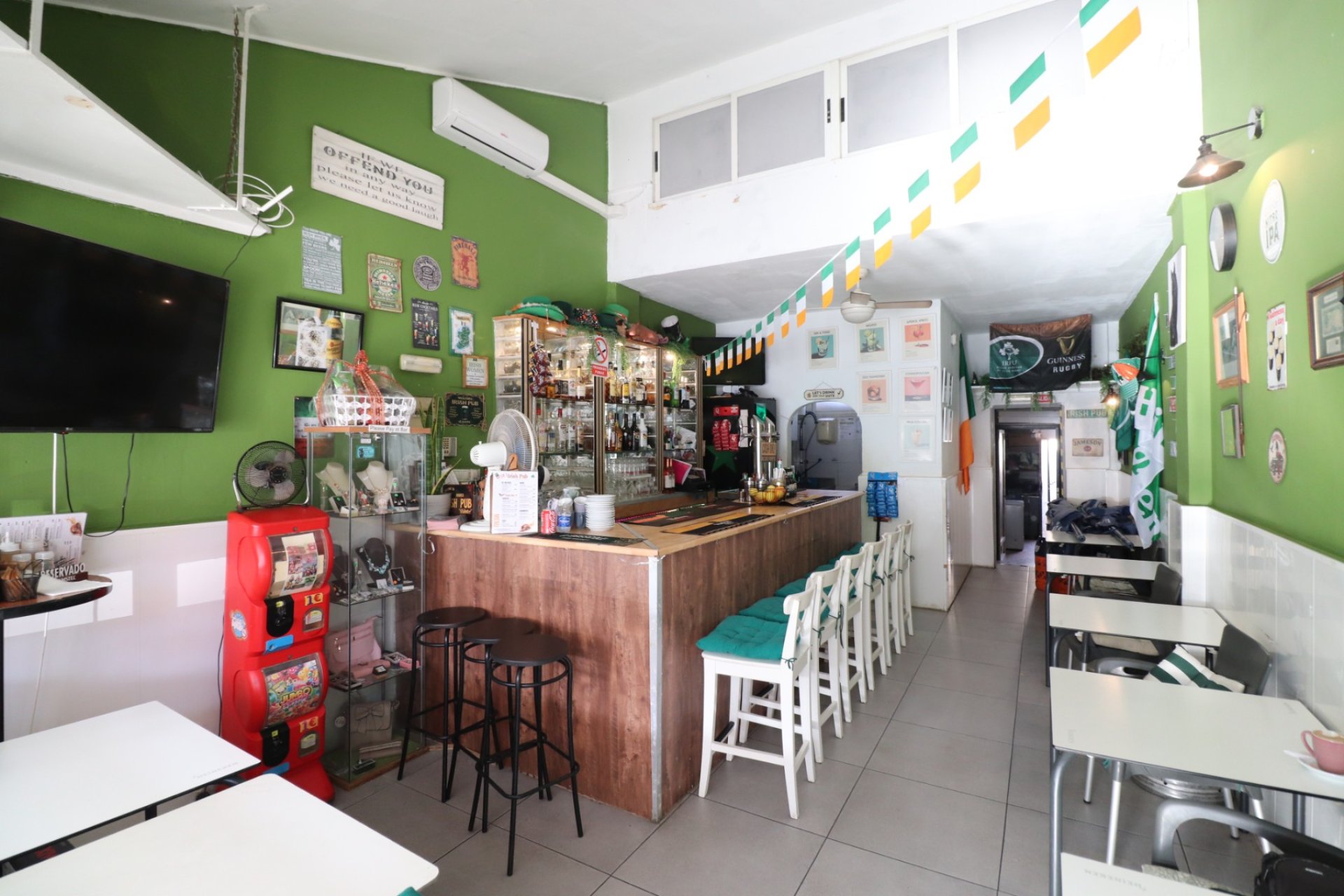 Sale - Commercial (Freehold) - Torrevieja - El Chaparral