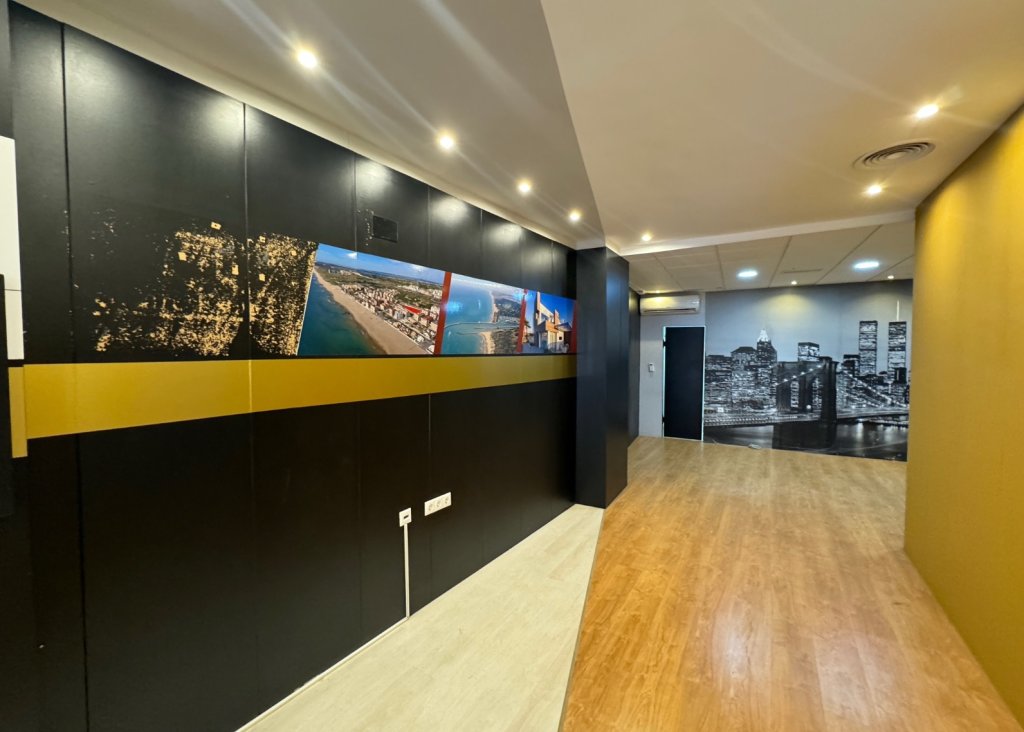 Sale - Commercial - Guardamar del Segura