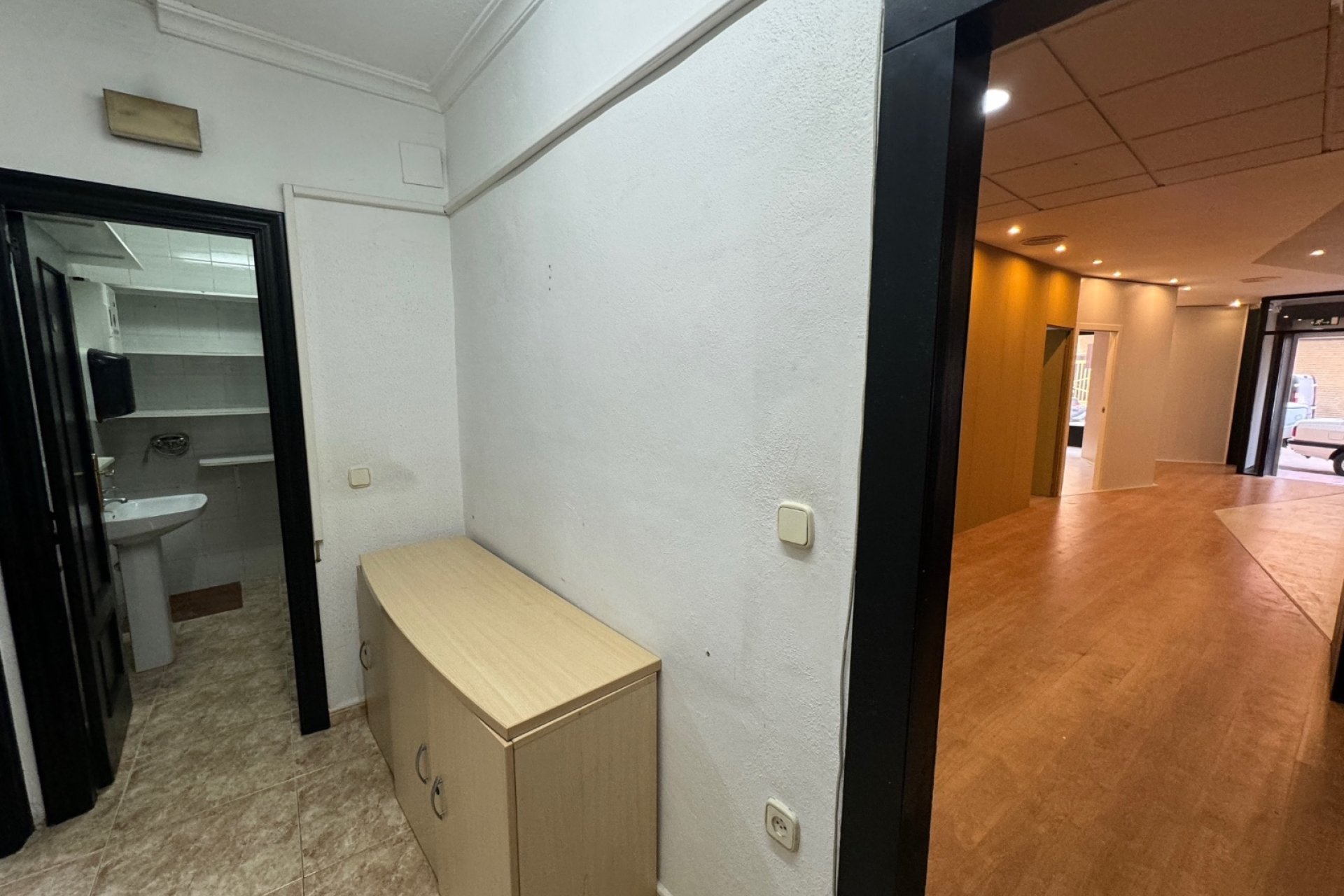 Sale - Commercial - Guardamar del Segura