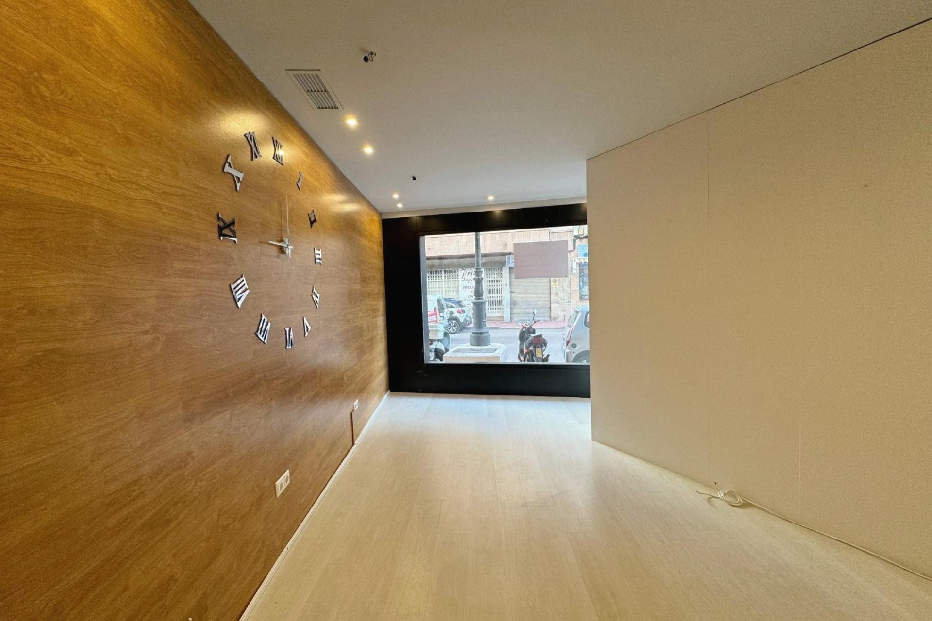 Sale - Commercial - Guardamar del Segura