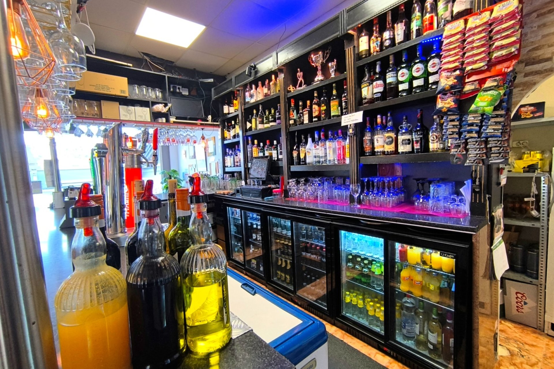 Sale - Commercial - Villamartín