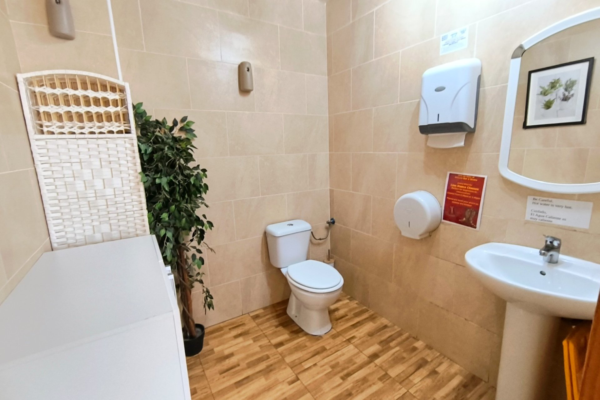 Sale - Commercial - Villamartín