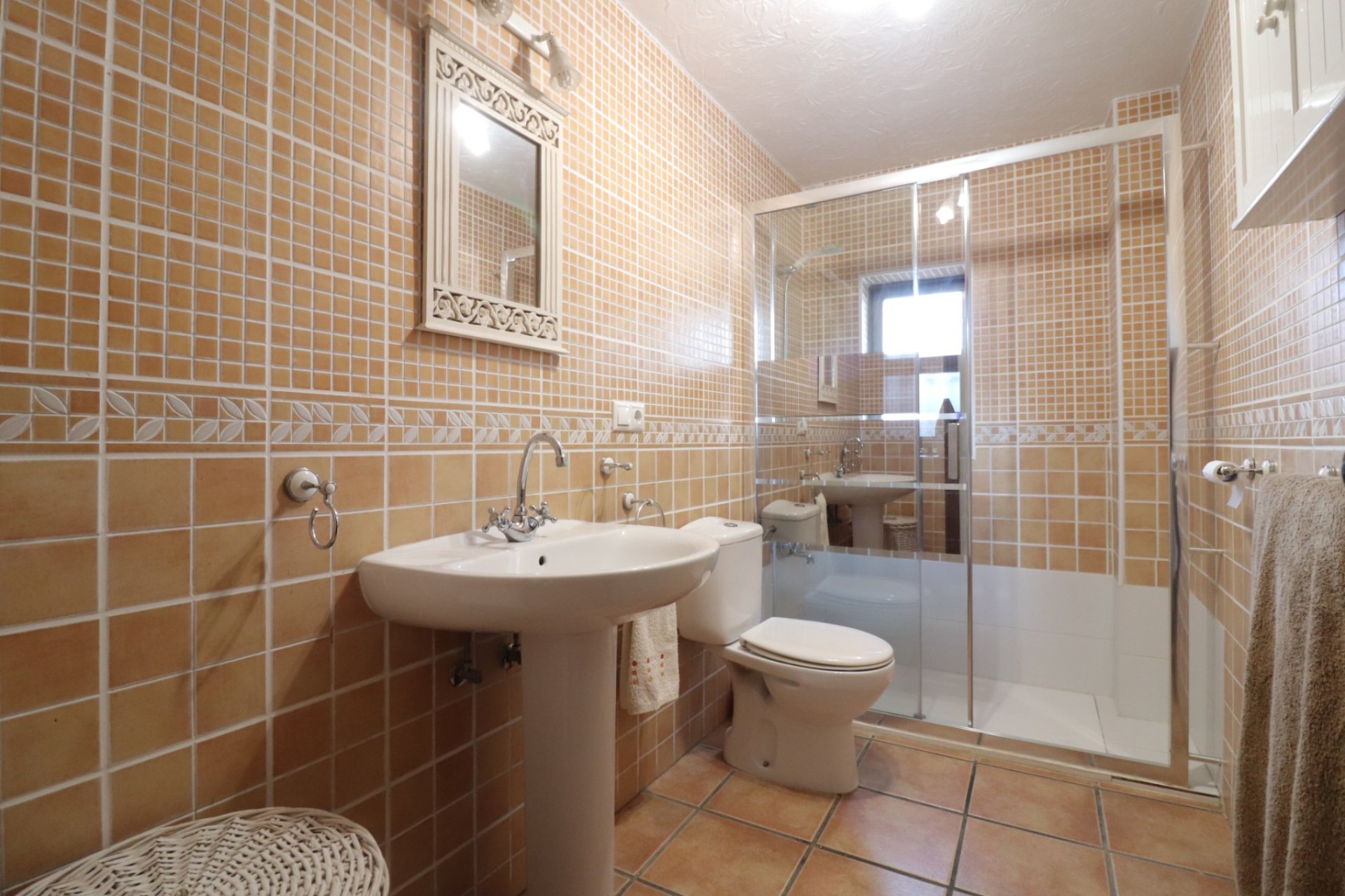 Sale - Finca / Country Property - Albatera - Albatera - Country
