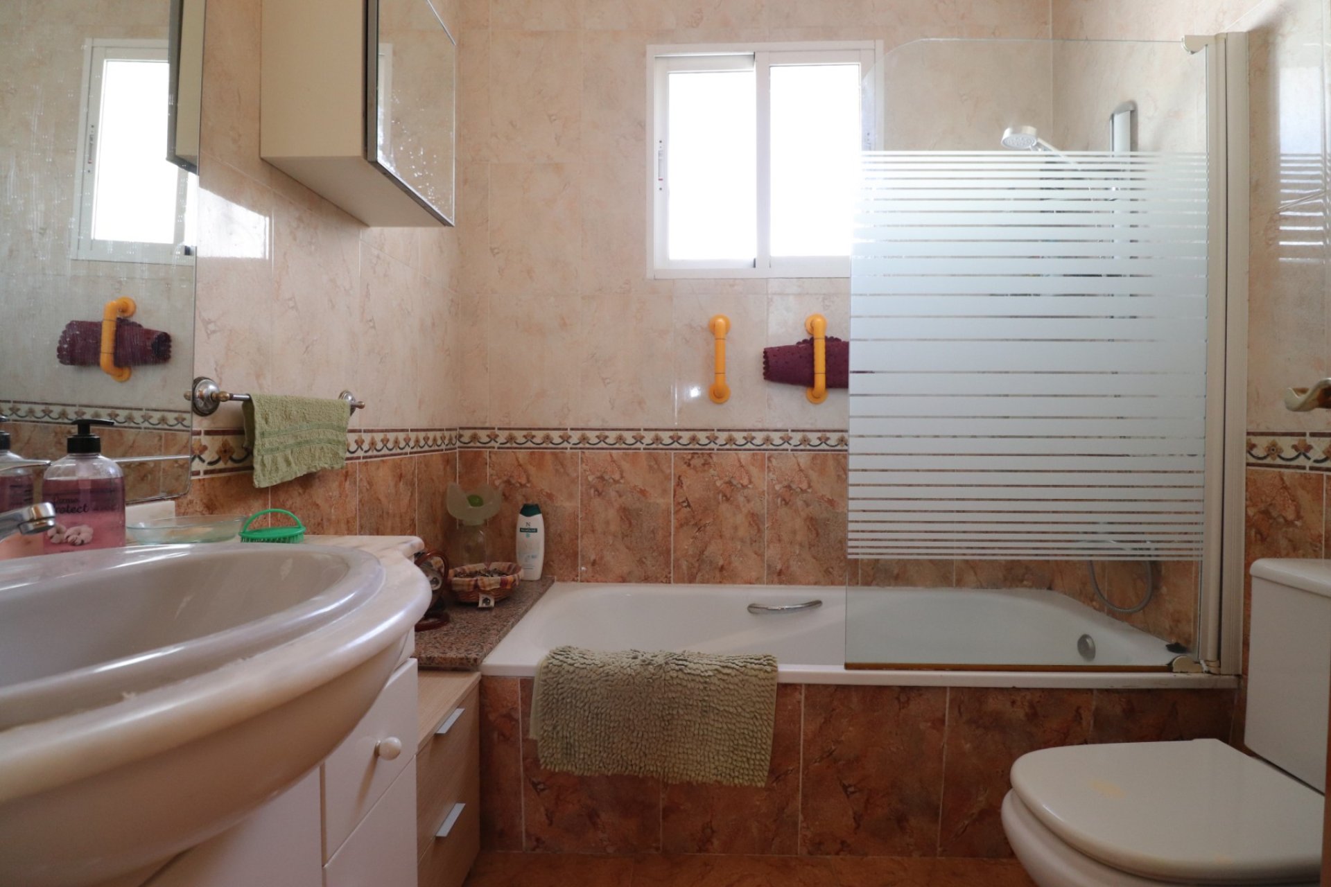 Sale - Finca / Country Property - Albatera - Albatera - Country