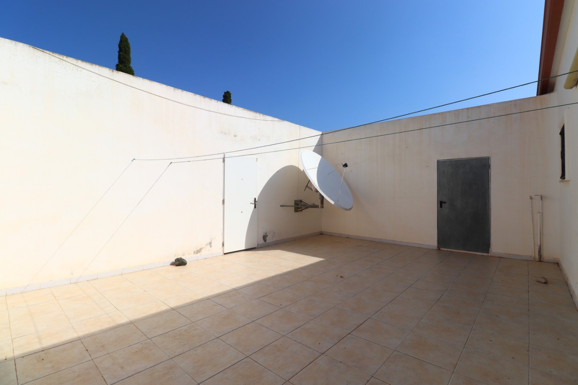 Sale - Finca / Country Property - Albatera - Albatera - Country
