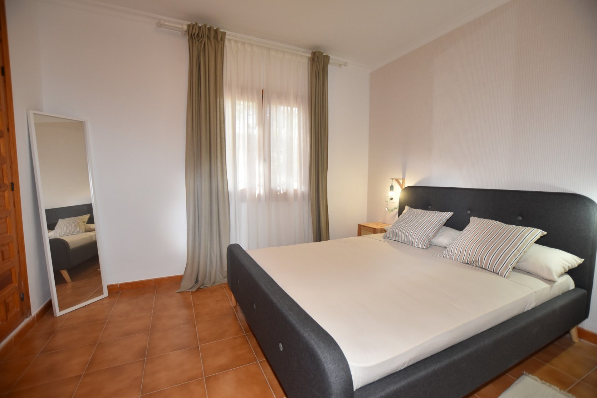 Sale - Finca / Country Property - Algorfa - Montemar