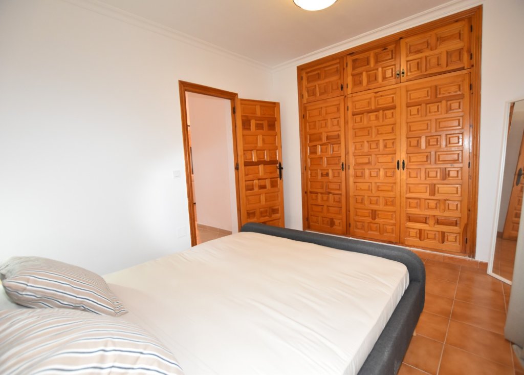 Sale - Finca / Country Property - Algorfa - Montemar