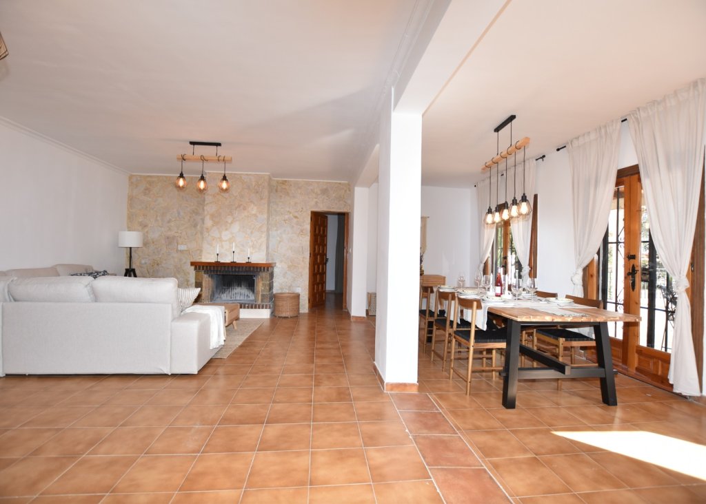 Sale - Finca / Country Property - Algorfa - Montemar