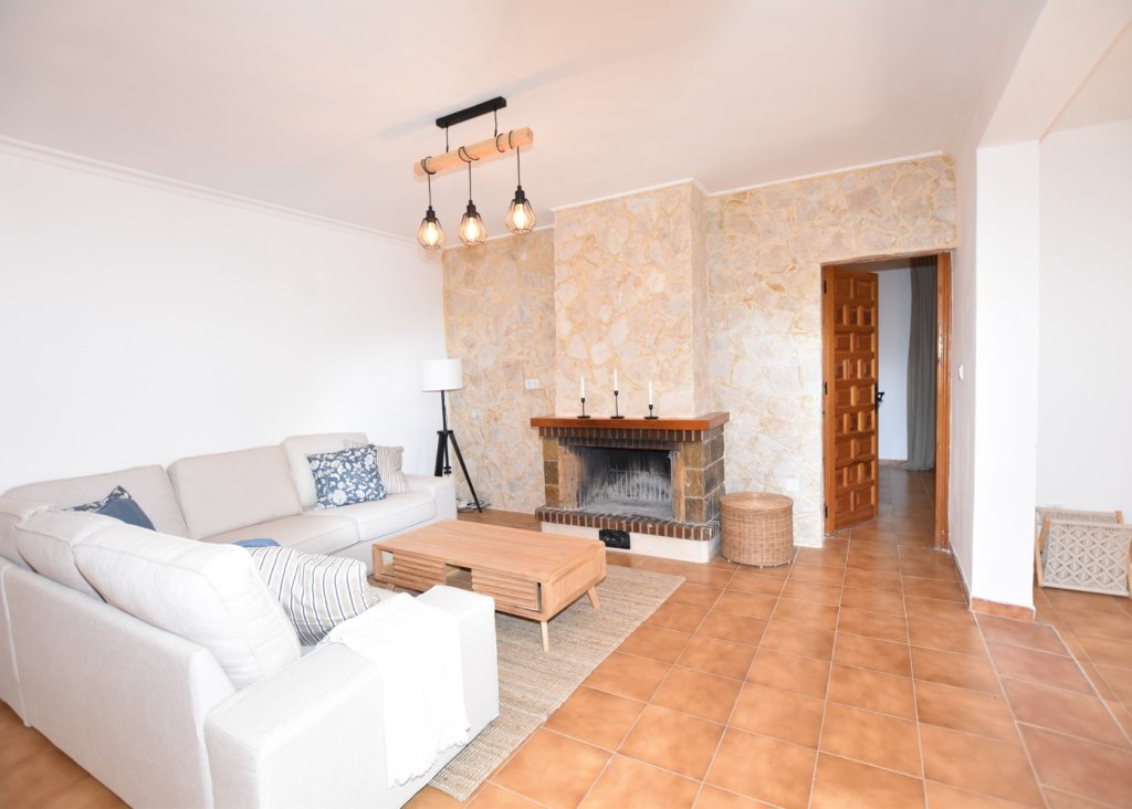 Sale - Finca / Country Property - Algorfa - Montemar