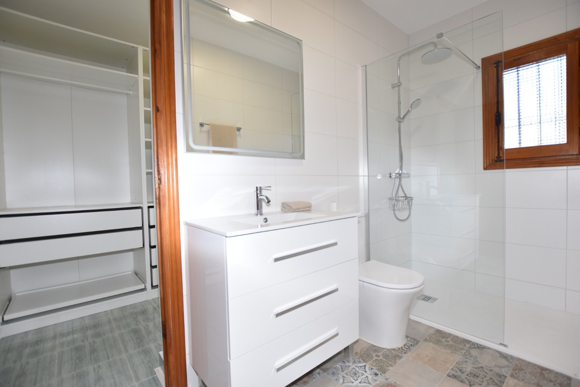 Sale - Finca / Country Property - Algorfa - Montemar