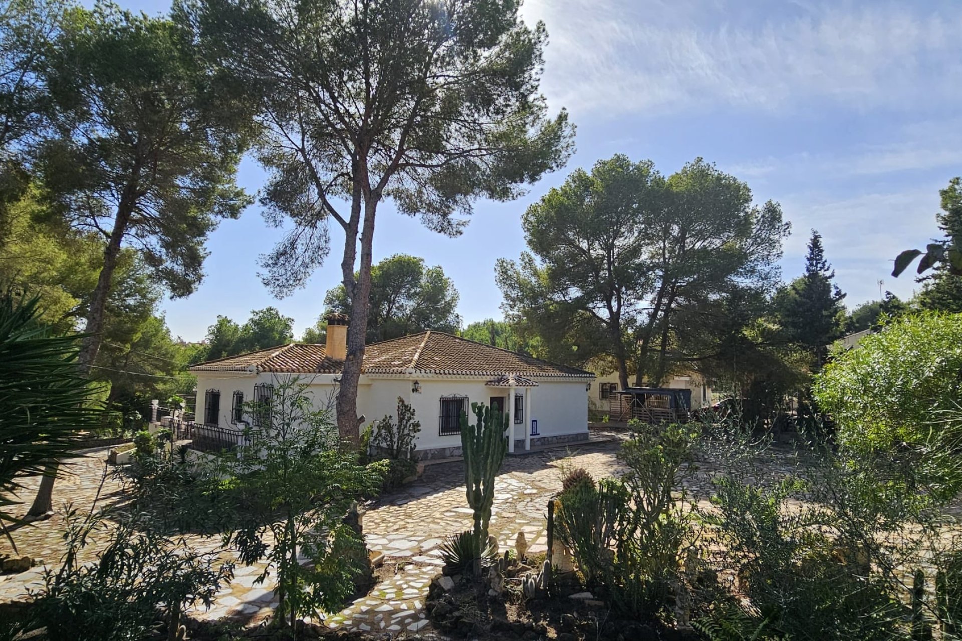 Sale - Finca / Country Property - Algorfa - Montemar