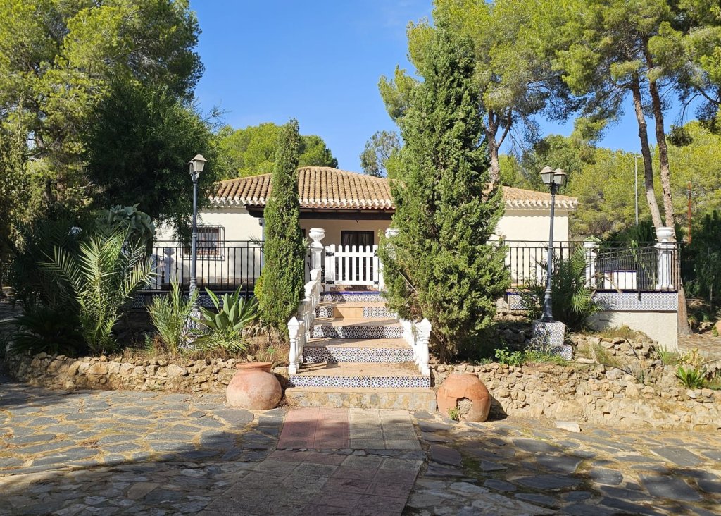 Sale - Finca / Country Property - Algorfa - Montemar