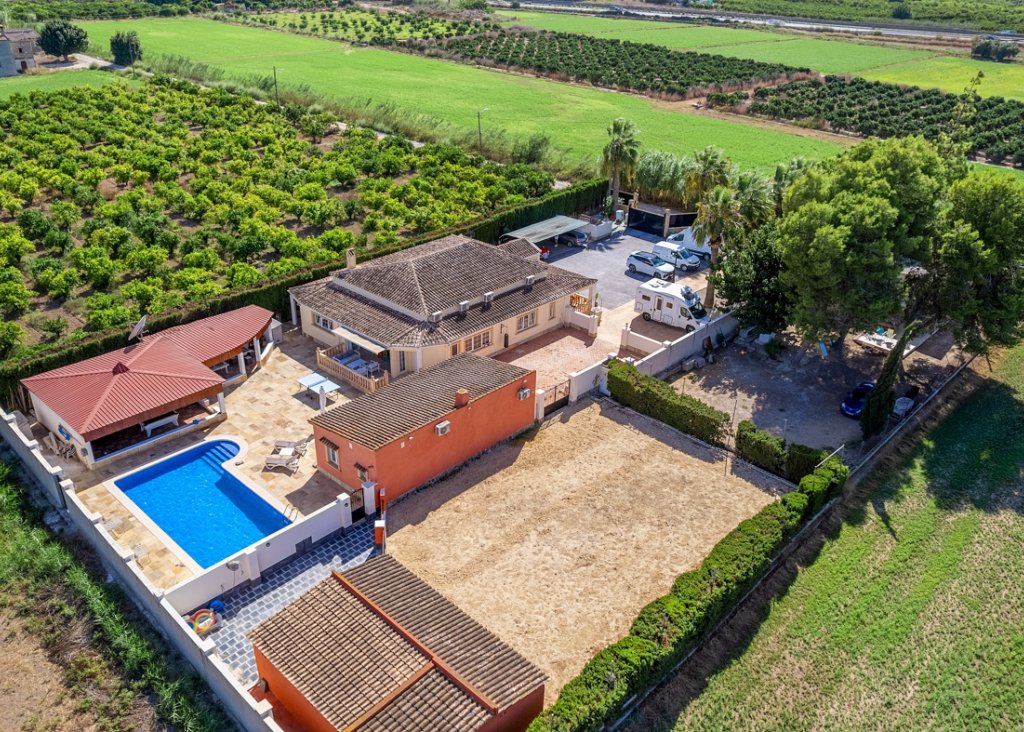 Sale - Finca / Country Property - Almoradí - Las Heredades