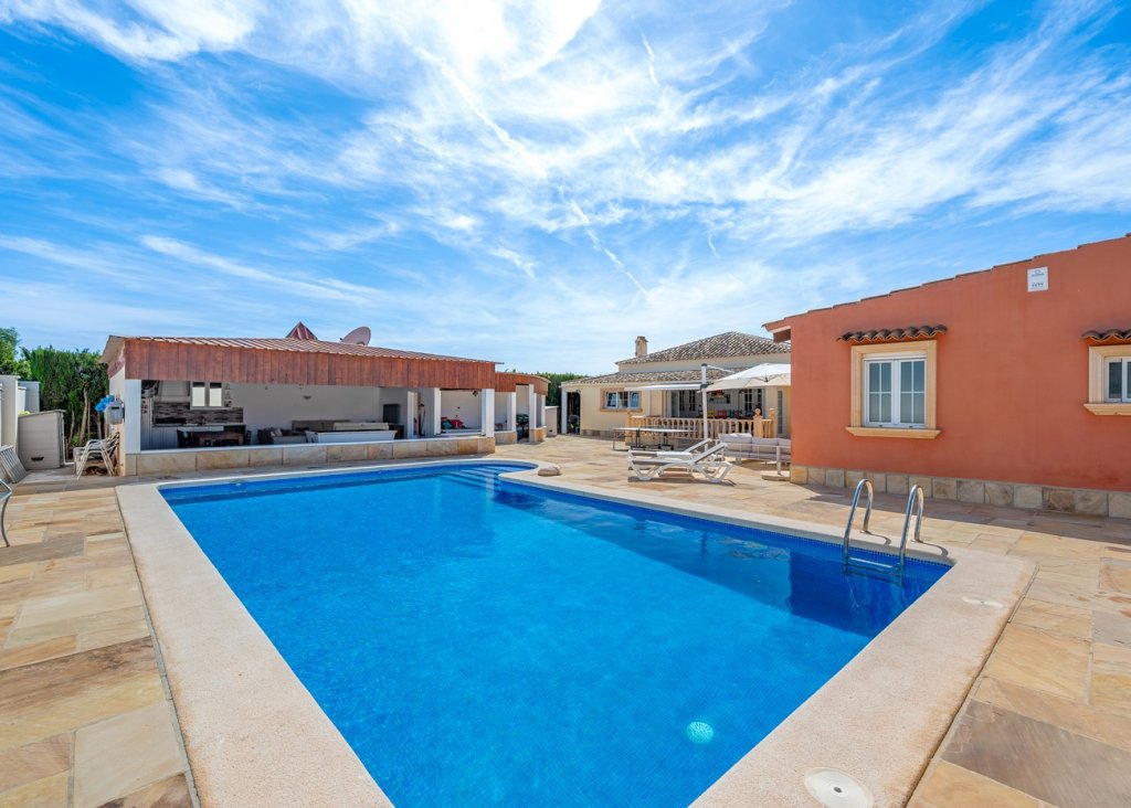 Sale - Finca / Country Property - Almoradí - Las Heredades