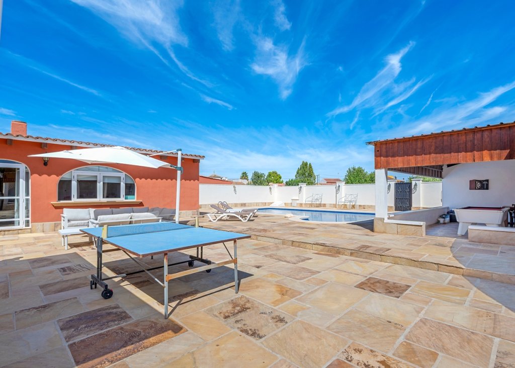 Sale - Finca / Country Property - Almoradí - Las Heredades