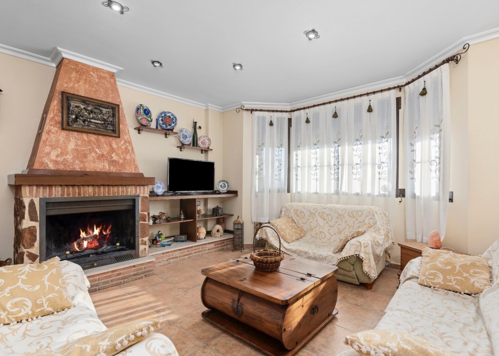 Sale - Finca / Country Property - Beniel - Carretera de Beniel