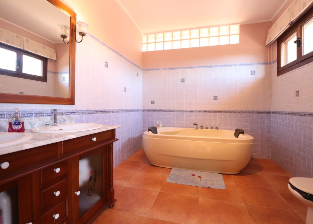 Sale - Finca / Country Property - Callosa de Segura - Callosa de Segura - Country