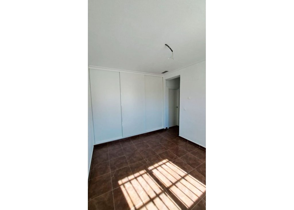 Sale - Finca / Country Property - Catral - Catral - Country