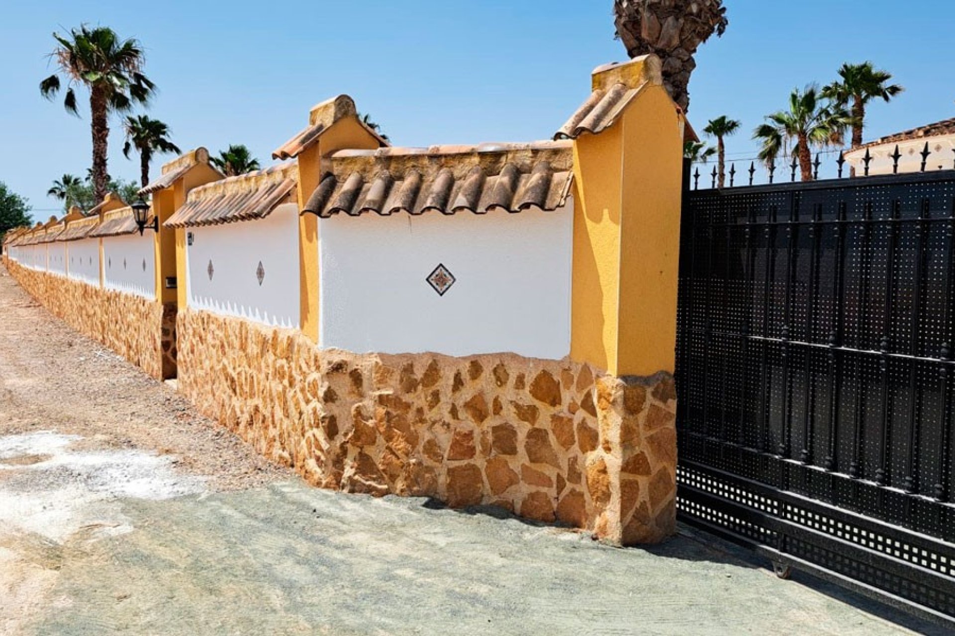 Sale - Finca / Country Property - Catral - Catral - Country