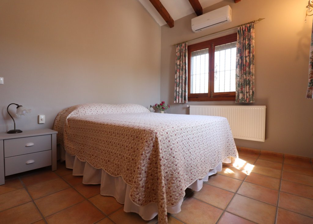 Sale - Finca / Country Property - Catral - Catral - Country