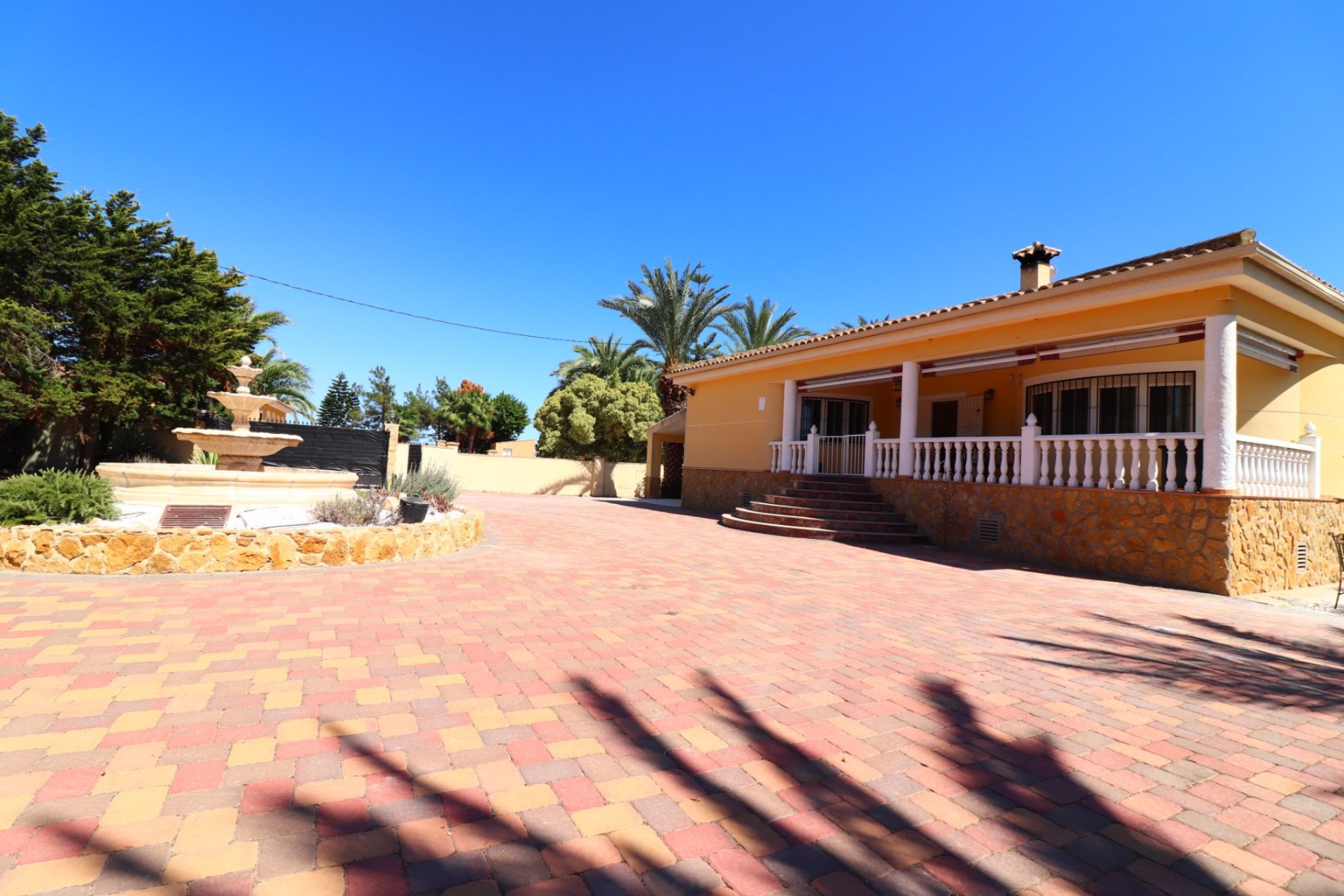 Sale - Finca / Country Property - Catral - Catral - Country